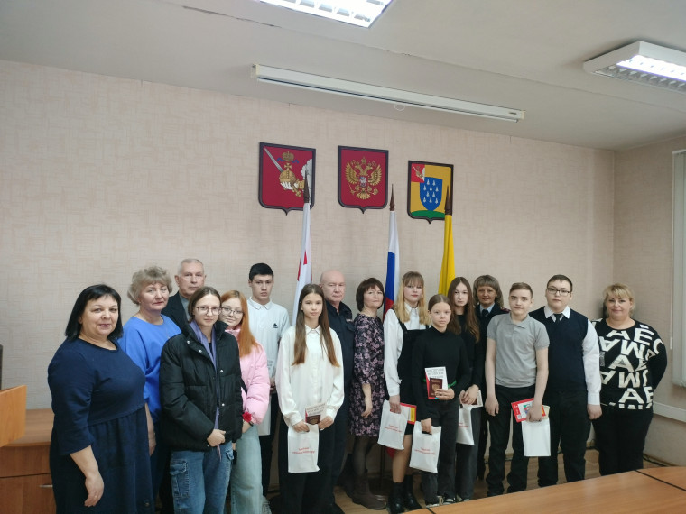 вручение паспортов. вручение паспортов.