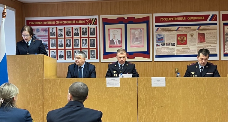 Руководство УМВД России по Вологодской области приняло участие в подведении итогов оперативно-служебной деятельности МО МВД России «Харовский» за 2022 год. Руководство УМВД России по Вологодской области приняло участие в подведении итогов оперативно-служебной деятельности МО МВД России «Харовский» за 2022 год.