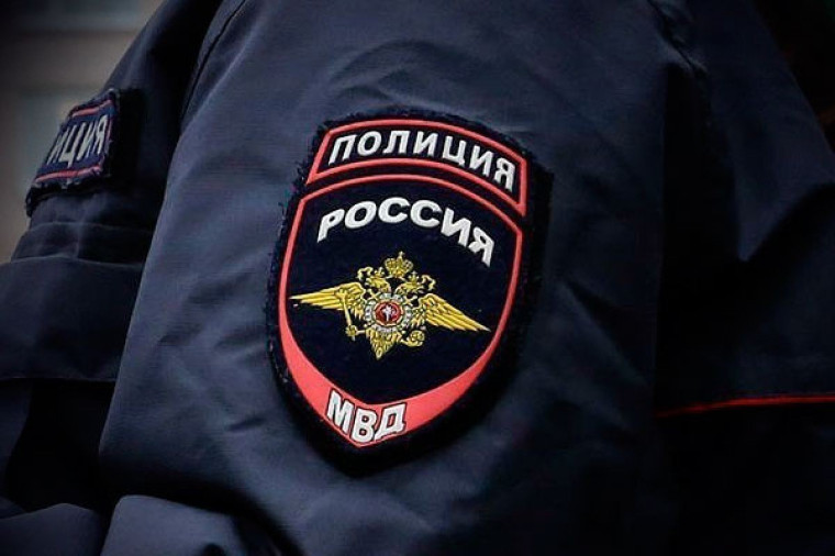 В Харовске сотрудники полиции раскрыли угон автомобиля. В Харовске сотрудники полиции раскрыли угон автомобиля.